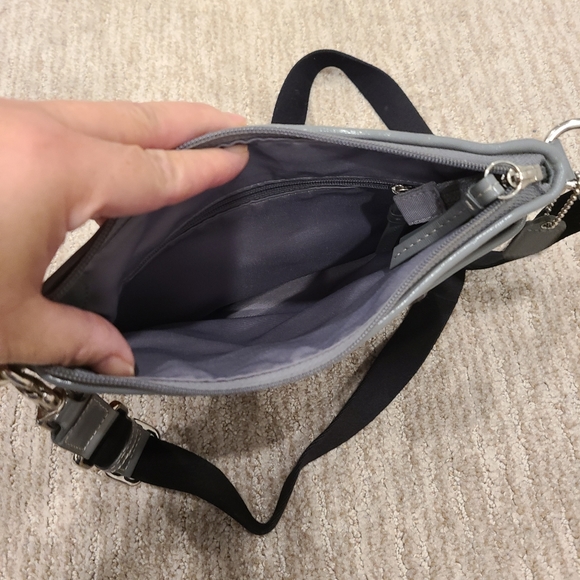Coach sling bag or crossbody - Picture 5 of 8